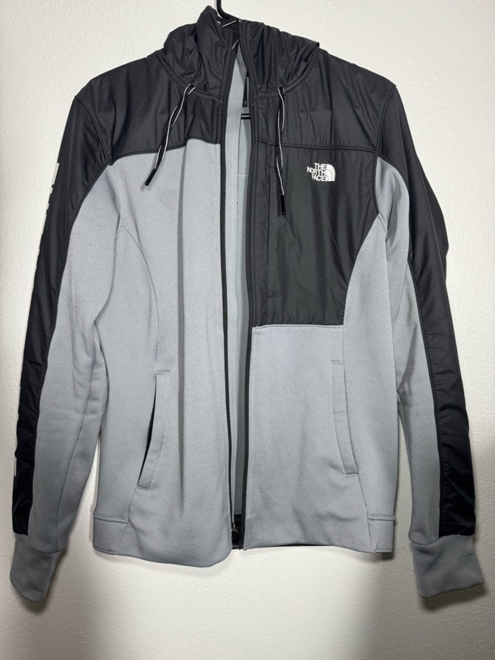 The North Face Men’s Hooded Jacket - Black & Light Gray